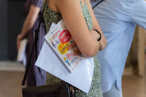 Salon RDV de l'emploi des jeunes 2022 Versailles